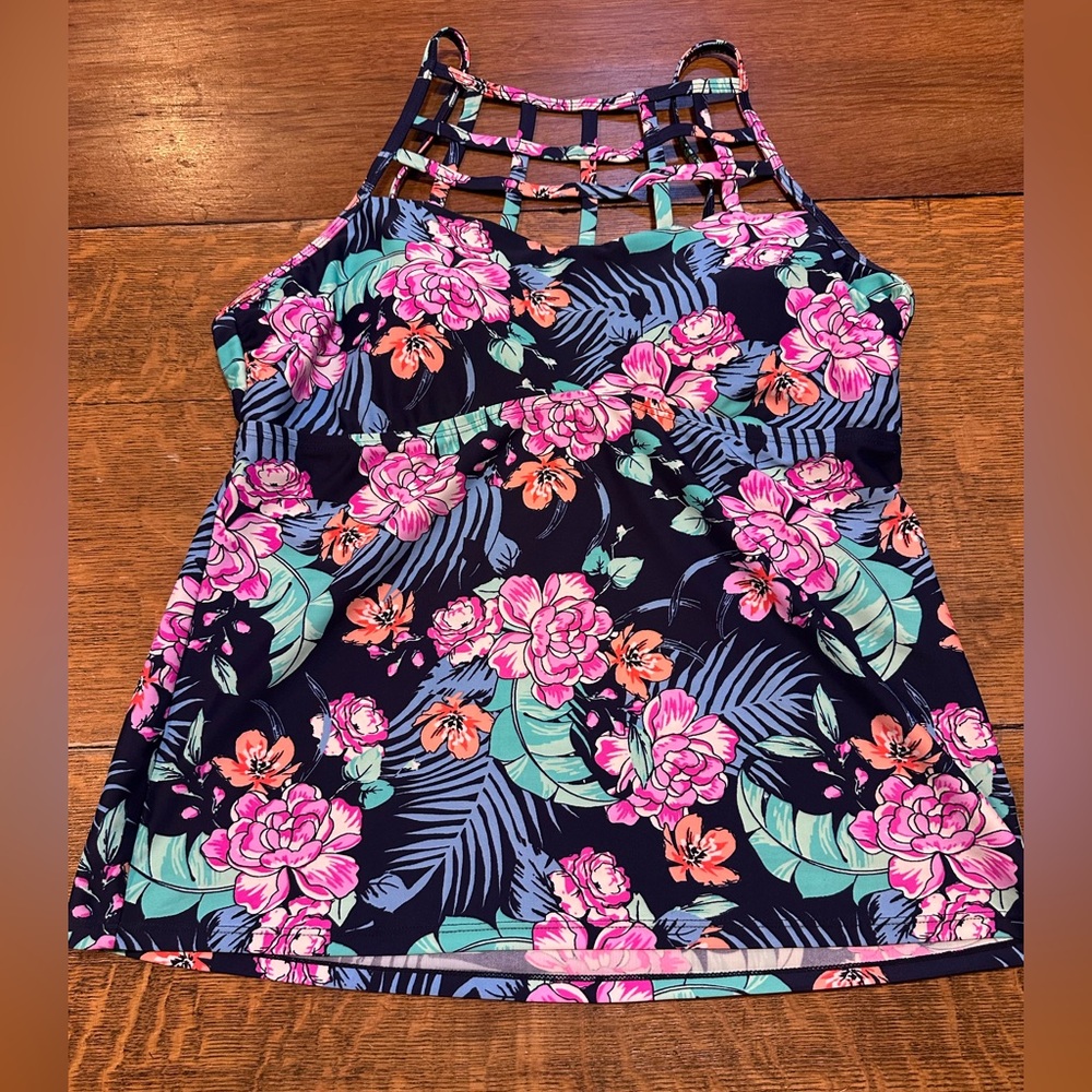 SO floral swim top sz large‎ unique